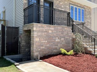 522 Drumgoole Rd #BASEMENT, Staten Island, NY 10312