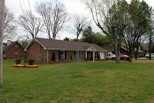 1st image of 107 Bent Tree Dr