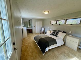 26 Willowbrook Rd, Asheville, NC 28805