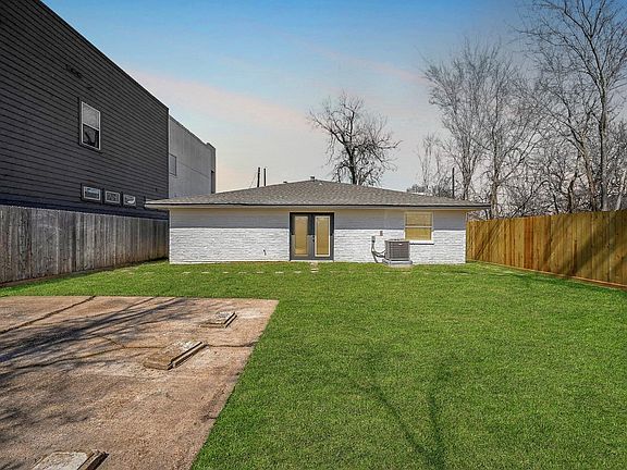 5th image of 4710 Hershe St
