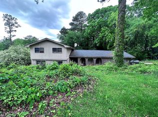 1175 Autumn Hill Ct, Stone Mountain, GA 30083