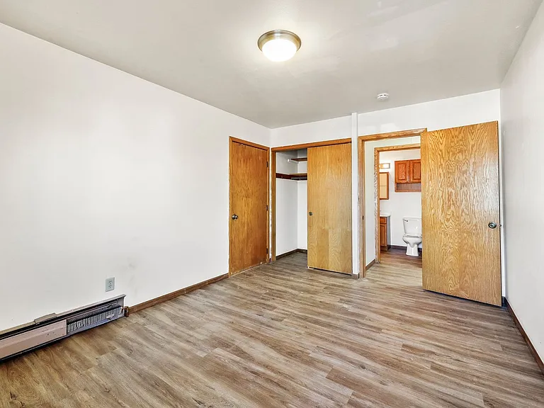 1143 W Carriage Dr #11 — Photo 13