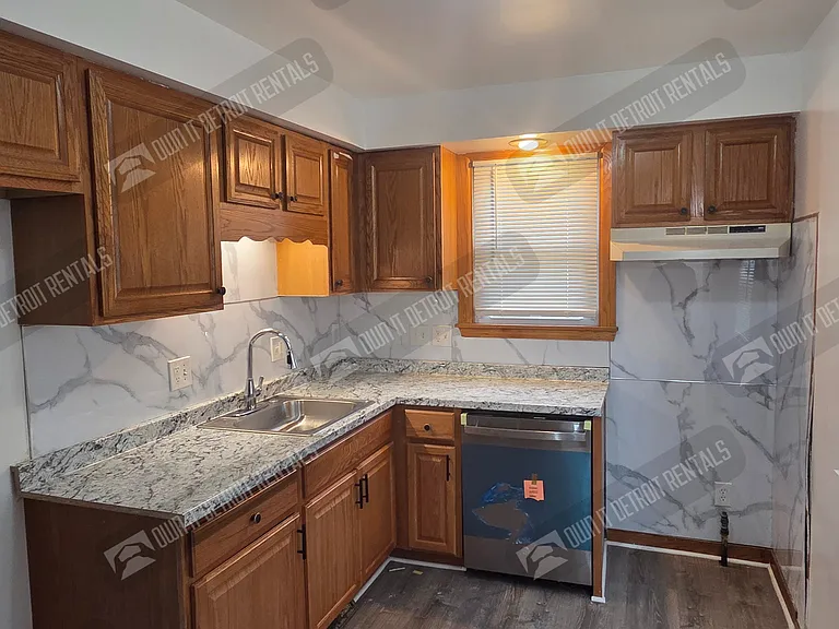 6444 Westwood St — Photo 21