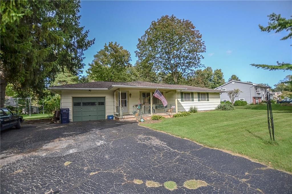 18 Crystal Springs Ln, Fairport, NY 14450 Zillow