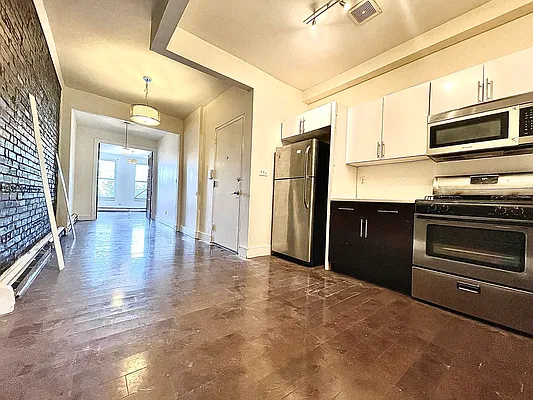 Rented by Doorway NYC, LLC | media 18