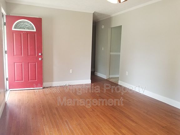 3rd image of 318 Fayette Ave