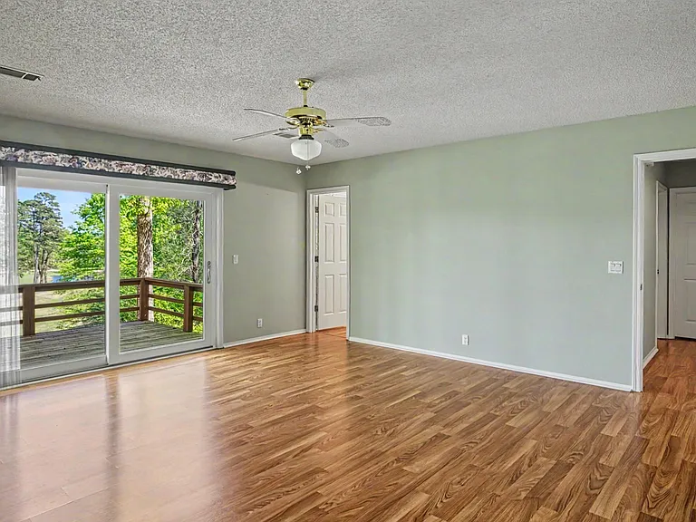 46 Acceso Cir — Photo 10