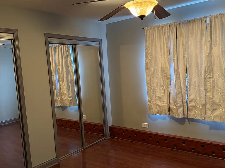 9S060 Lake Dr #12-102 — Photo 15