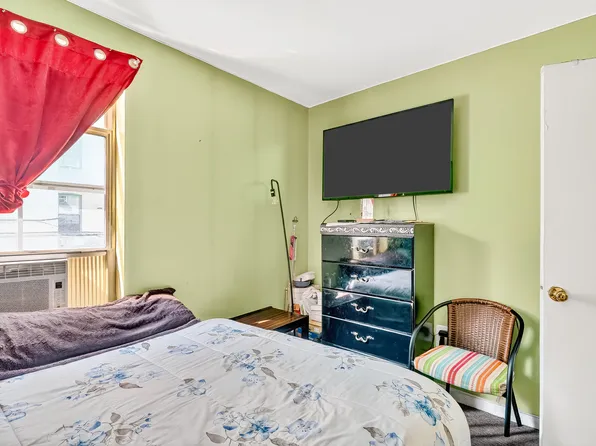 142 West 175th Street image 28 of 38