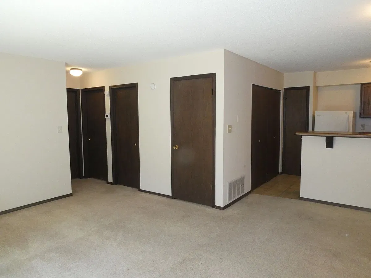 Building Photo - 4608 W Knox Dr