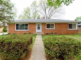 180 Center Ave, Wheeling, IL 60090