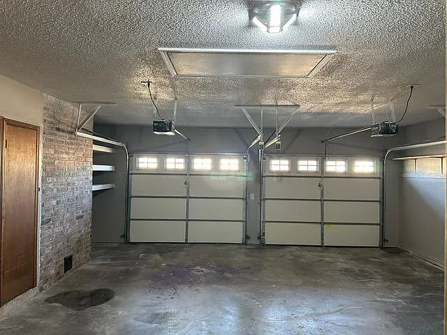 421 Frances Ave — Photo 17