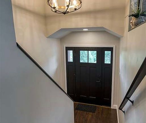 3rd image of 254 Sugar House Ln