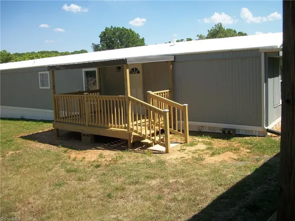 152 Cricket Rd, Eden, NC 27288