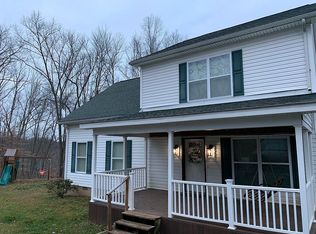 5305 Chandler Ridge Rd, Glenwood, WV 25520