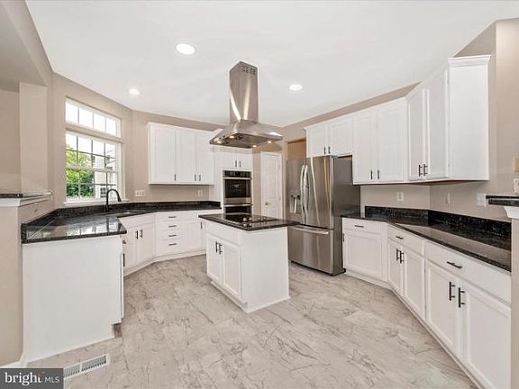 2nd image of 18845 Porterfield Way