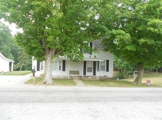 6035 N Hamburg Rd, Oldenburg, IN 47036