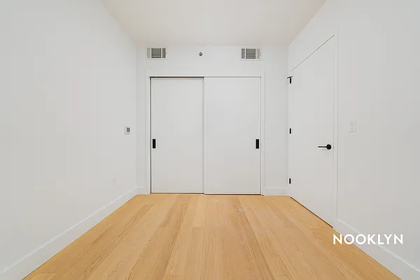 Rented by Nooklyn NYC LLC | media 87