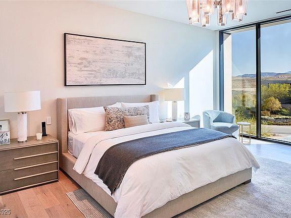 4th image of 11660 Summit Club Dr #212