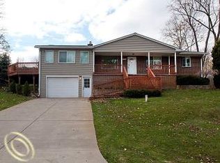 6735 Colony Dr, West Bloomfield, MI