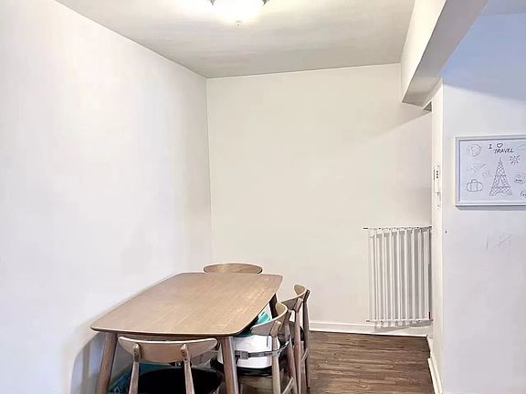 5th image of 209-10 41st Ave APT 1M