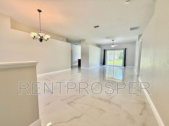 4th image of 10181 Marsh Pine Cir