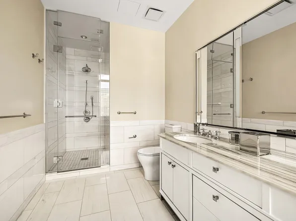 30 Park Place image 11 of 13