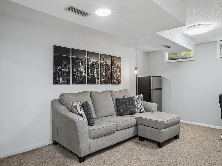 725 Heatherwood Dr — Photo 26