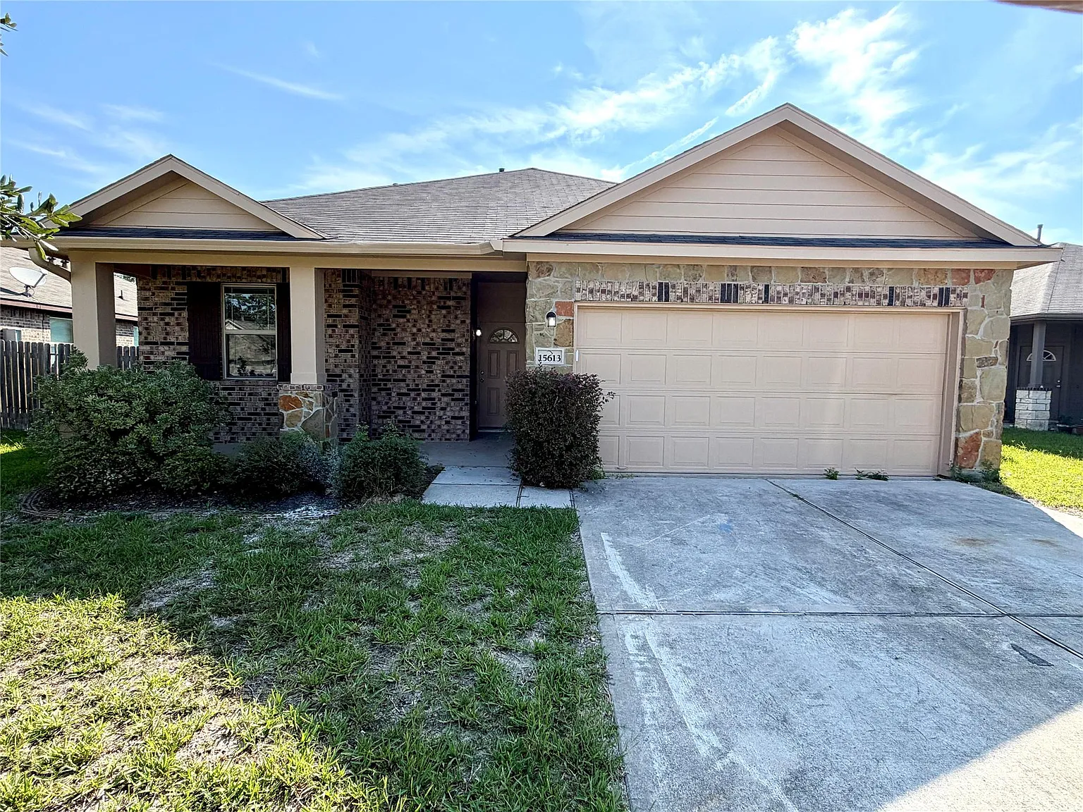 3 bed, 2.0 bath, 1670 sqft, $1,800 — Photo 1