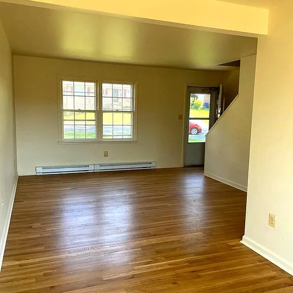 209 B S Shenandoah Ave #A — Photo 5