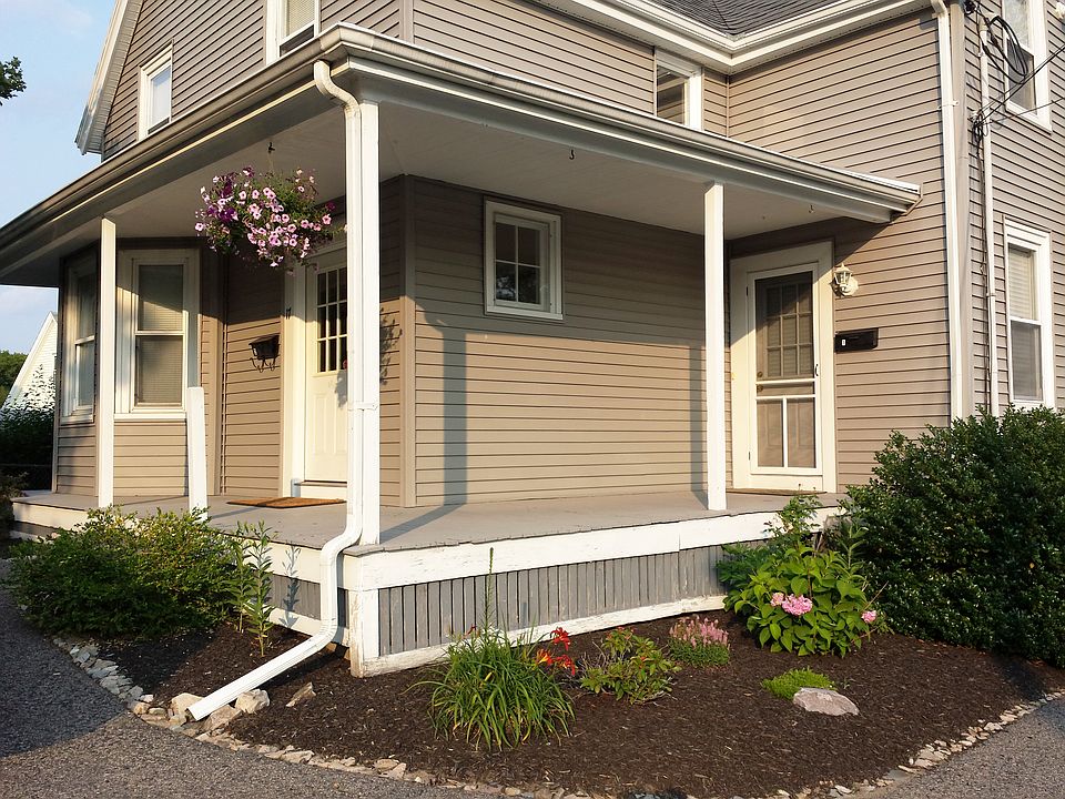1st image of 17 Quincy Ave