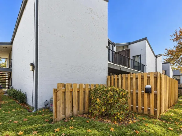 1126 Merrimar Cir N APT H, Columbus, OH 43220