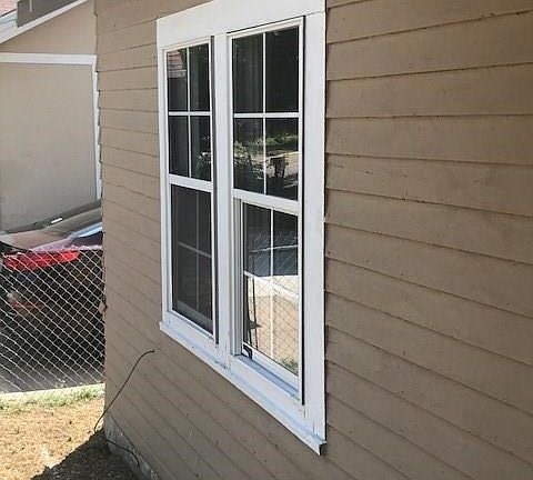 2nd image of 504 SE 17th St
