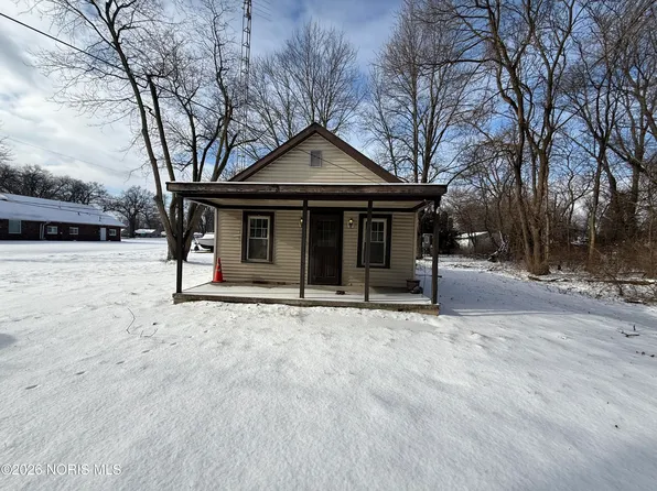 5831 Meade Rd, Sylvania, OH 43560