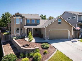 2513 W 35th Ave, Kennewick, WA 99337