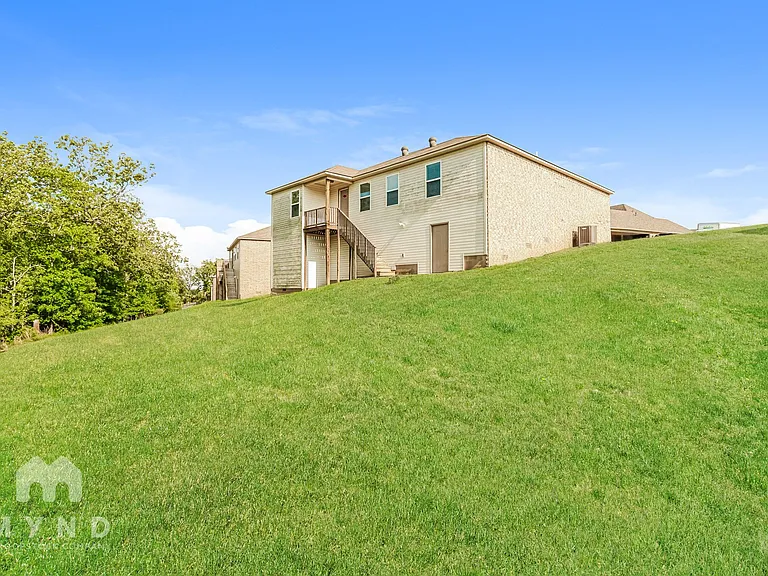 934 Pinehurst Loop — Photo 18