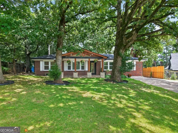797 E Morningside Dr, Lawrenceville, GA 30043