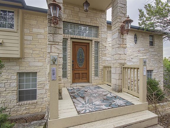 3rd image of 21643 High Dr