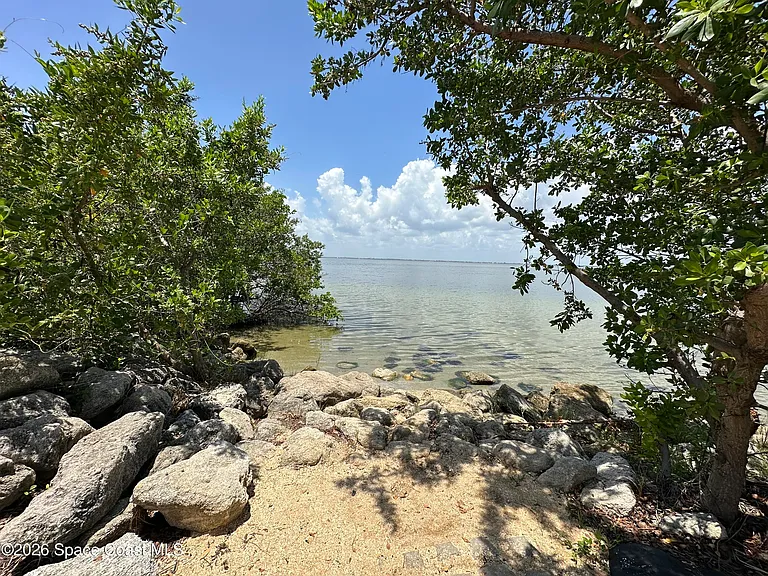 616 Manatee Bay Dr — Photo 56