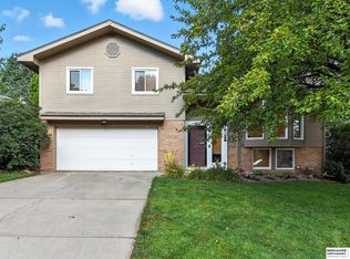 1516 N 144th Avenue Cir, Omaha, NE 68154