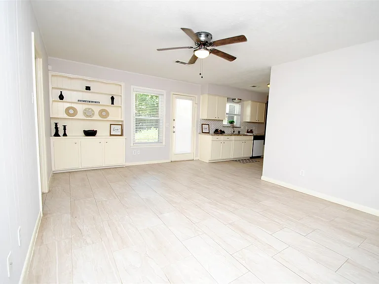 10659 Northbrook Dr — Photo 8