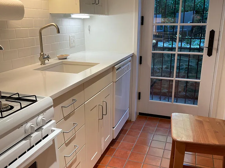 3803 Yuma St NW — Photo 5