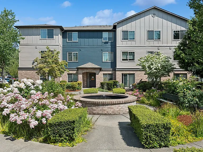 Alderwood Court Senior Affordable Apartments — Photo 17