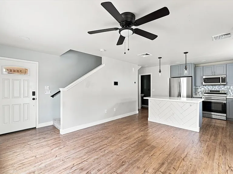 87-1644 Mokila St — Photo 1