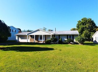 3100 Old Brookside Ln, Canandaigua, NY 14424