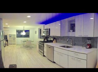 3151 42nd St #1, Astoria, NY 11103