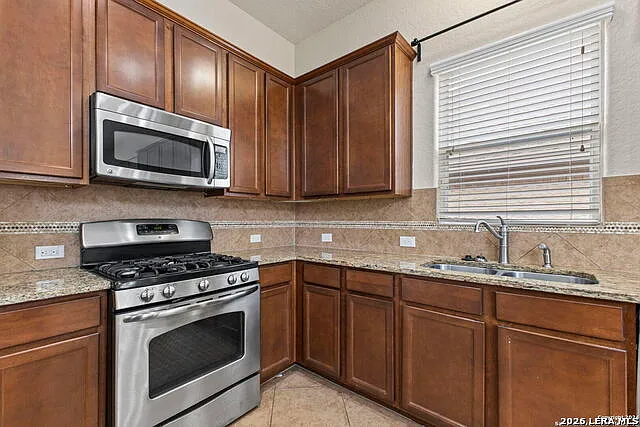 12114 Carson Cv — Photo 8