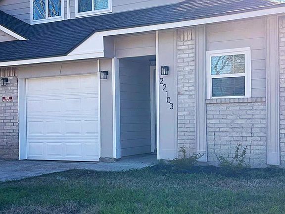 4th image of 22103 Diane Dr