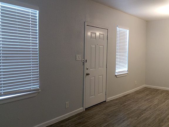 4th image of 1035 Arbor Pl