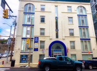 3401 Forbes Ave APT 208, Pittsburgh, PA 15213